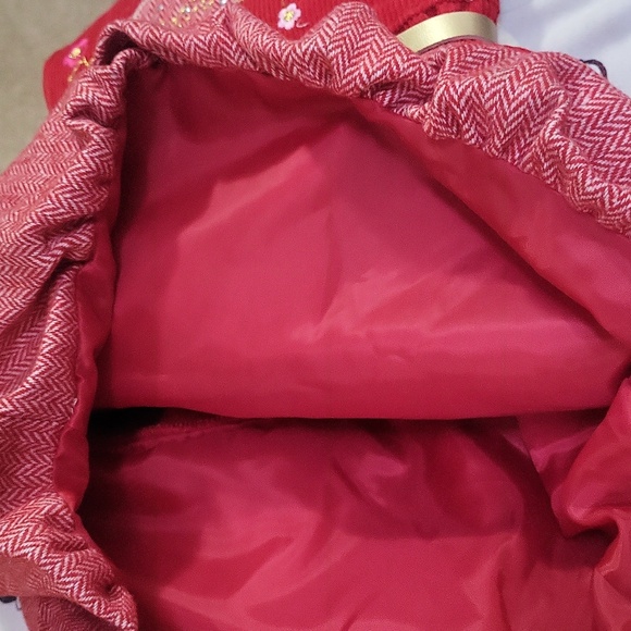 Girls dress red very cute NWT wintery 24 M  gold belt and zippered back with lin - Picture 8 of 8